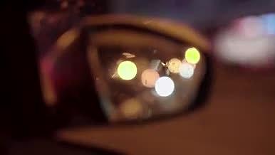 2K实拍实拍夜晚的公交出租车情绪镜头视频的预览图